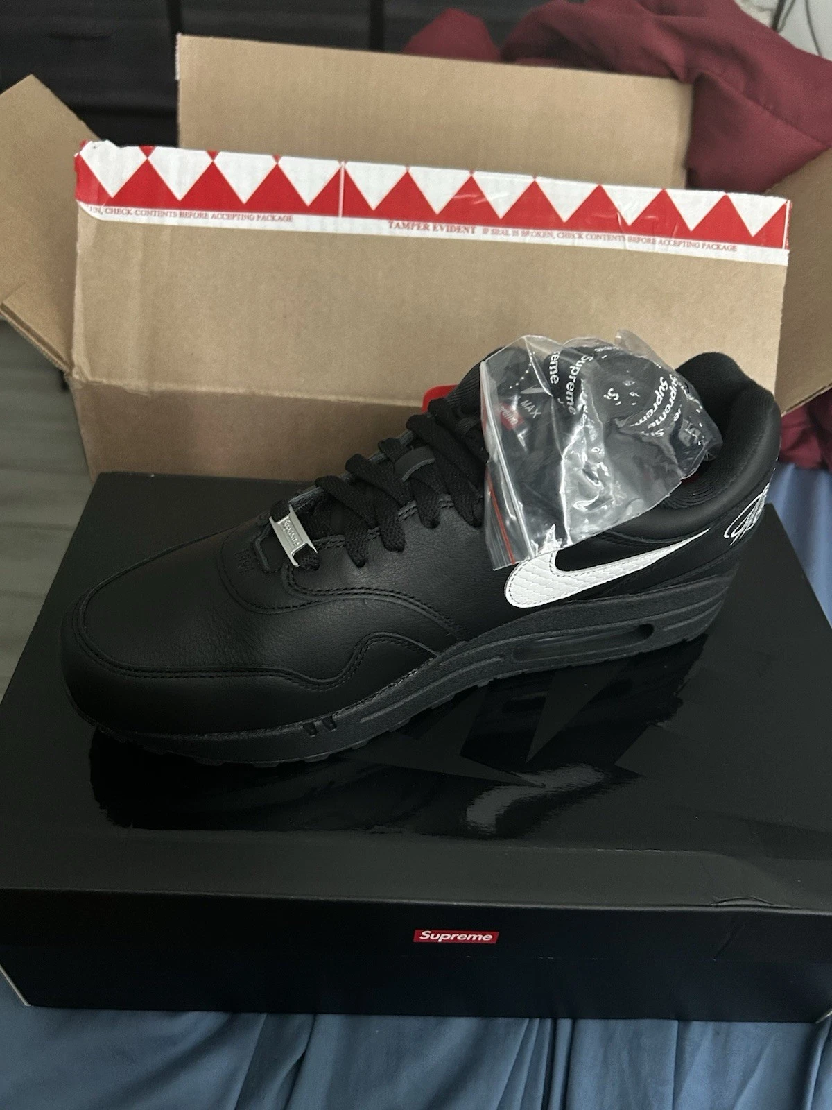Supreme Air Max 1 87 Sp