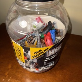 Vintage LEGO BIONICLE 8715: Ultimate Creatures Accessory Set (99% Complete) 