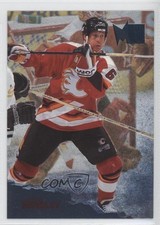 1995-96 Fleer Metal Phil Housley #19 HOF 1s7