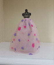 Vintage Rose Prinzessin Barbie Puppe über Netz rosa Rock Blumen