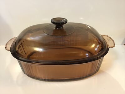 VISION WARE AMBER 4 L ~OVAL COVERED ROASTER / DUTCH OVEN RIBBED SIDES F-14-C USA