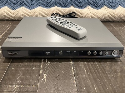 Sanyo DWM 400 DVD Player Cinema Progressive with Remote - Tested