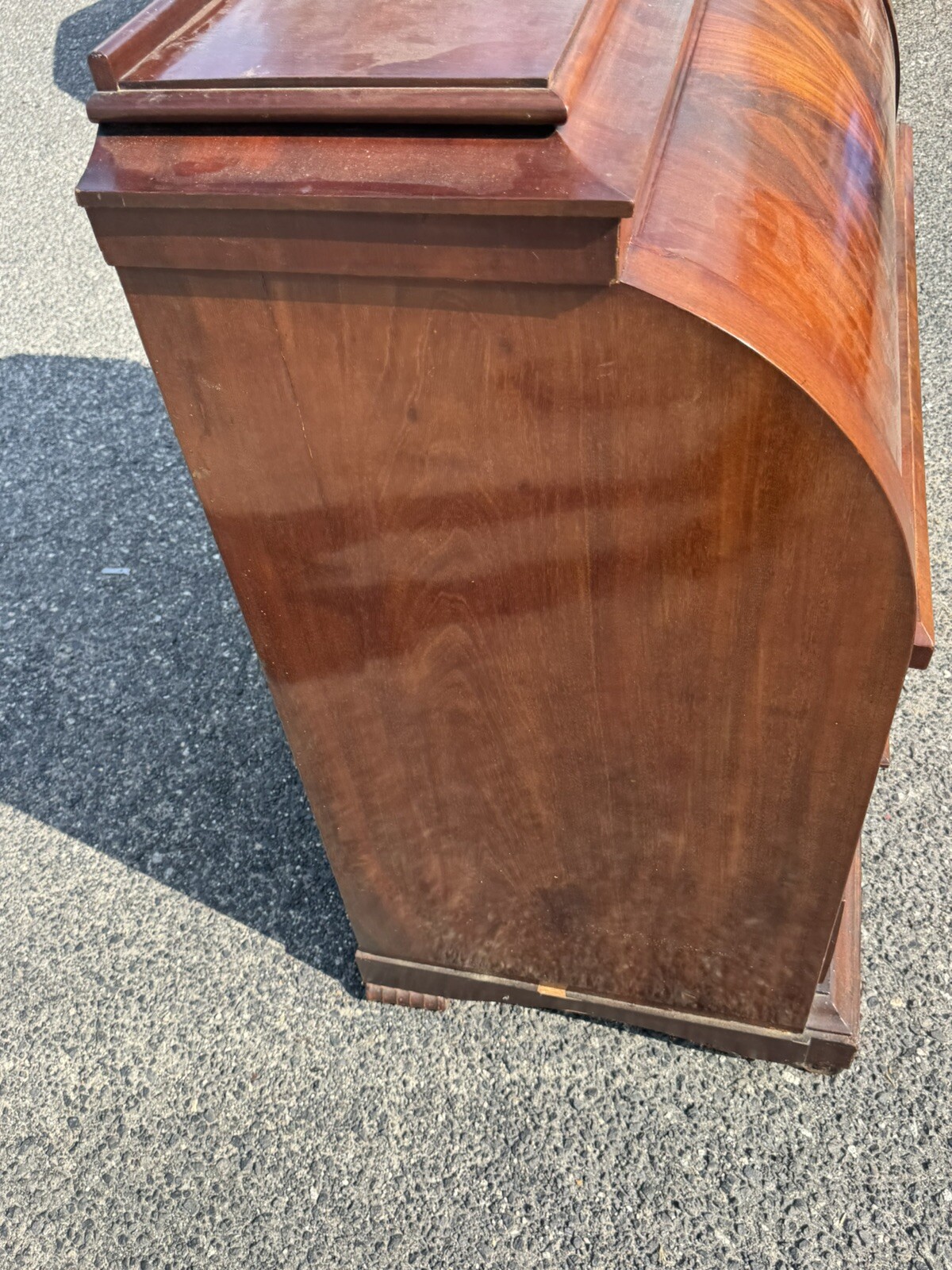 BIEDERMEIER BUREAU A CYLINDRE FLAME MAHOGANY Secretary Desk ￼