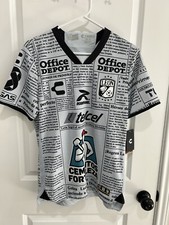 Club Leon Jersey  Charly, Size ( S ) New With Tags 🦁