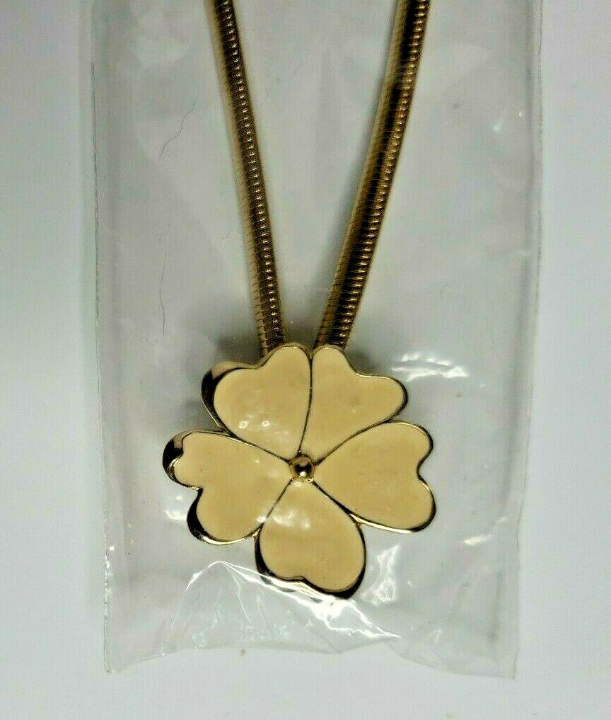 Vintage Gold Tone Stretch Belt With Flower Detail | eBay display picture 1