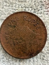 2007 Seychelles 1 Rupee Copper-Nickel KM#61 Fish Reverse Coat of Arms