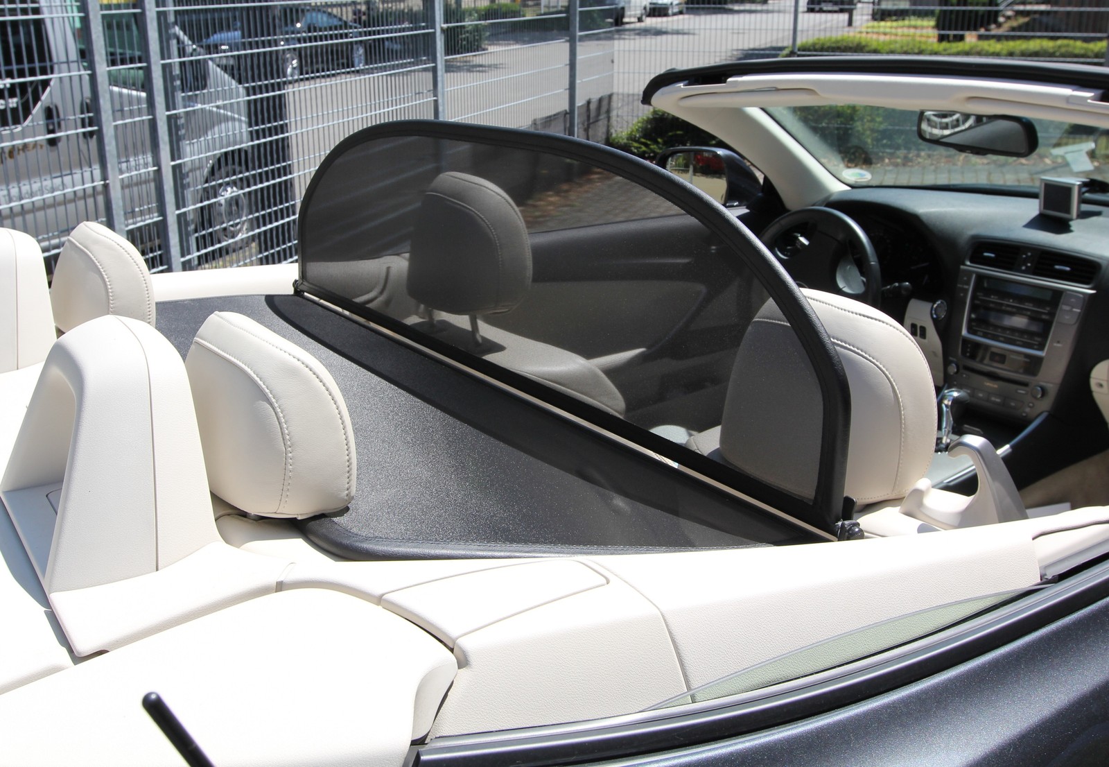 Wind deflector Lexus IS 250C fit from year 2009 - 2013 with quick fastener