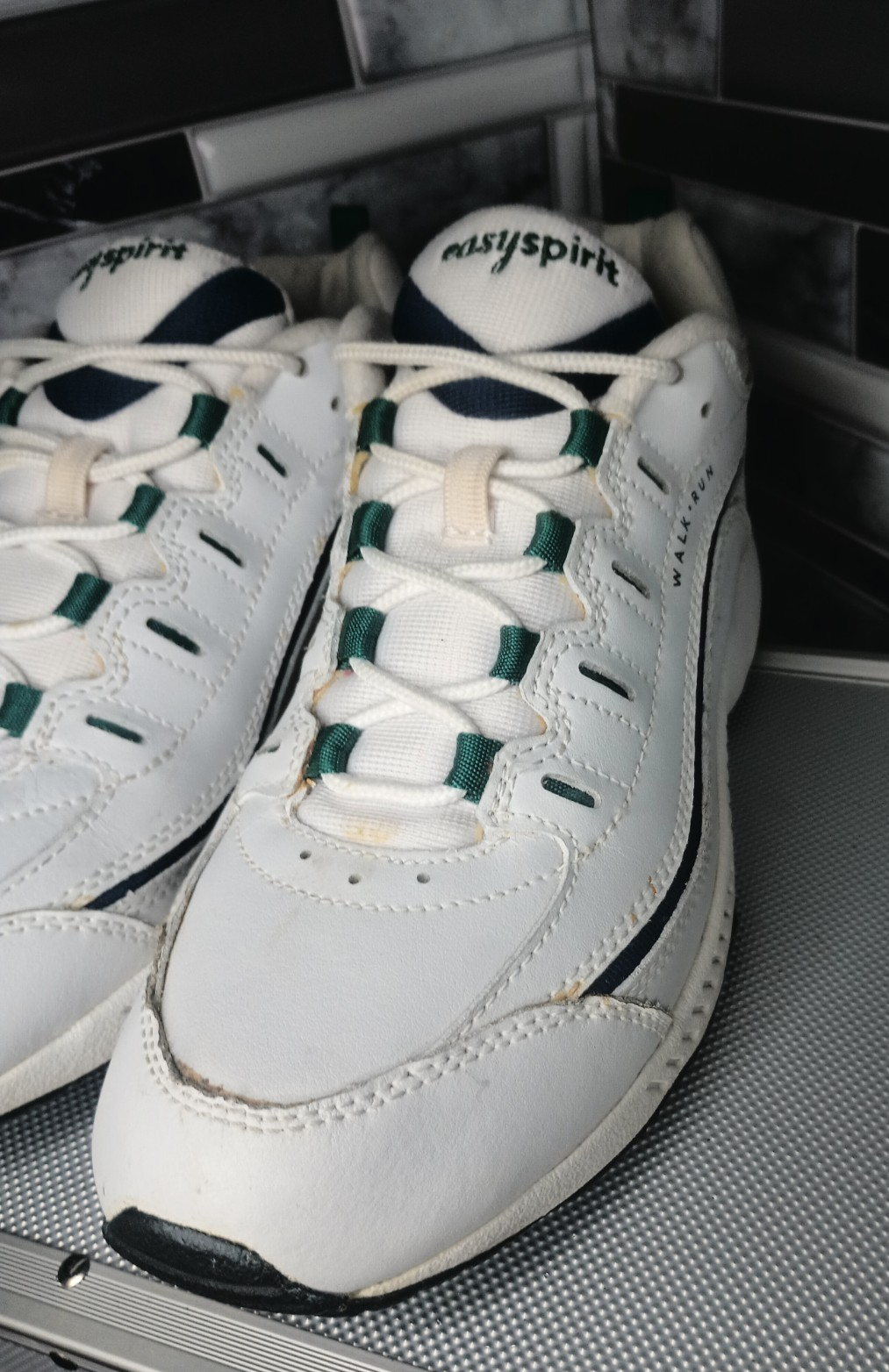 SAOLA Scarpe Easy Spirit Uomo 9 M Romy Sneakers Basse Sportive Bianco Pelle Stringate