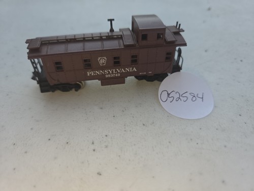 N GUAGE PENNDYLVANIA CABOOSE (052584), FALTA ACOPLADOR TRASERO, VER FOTOS | Zustand: Used