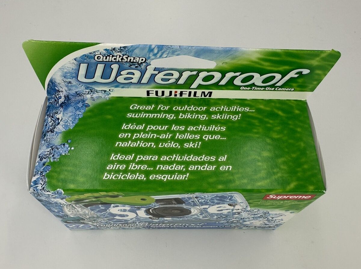 Supreme Fujifilm Disposable Waterproof One-Time-Use Camera Supreme Fujifilm Disposable Waterproof One-Time-Use Camera