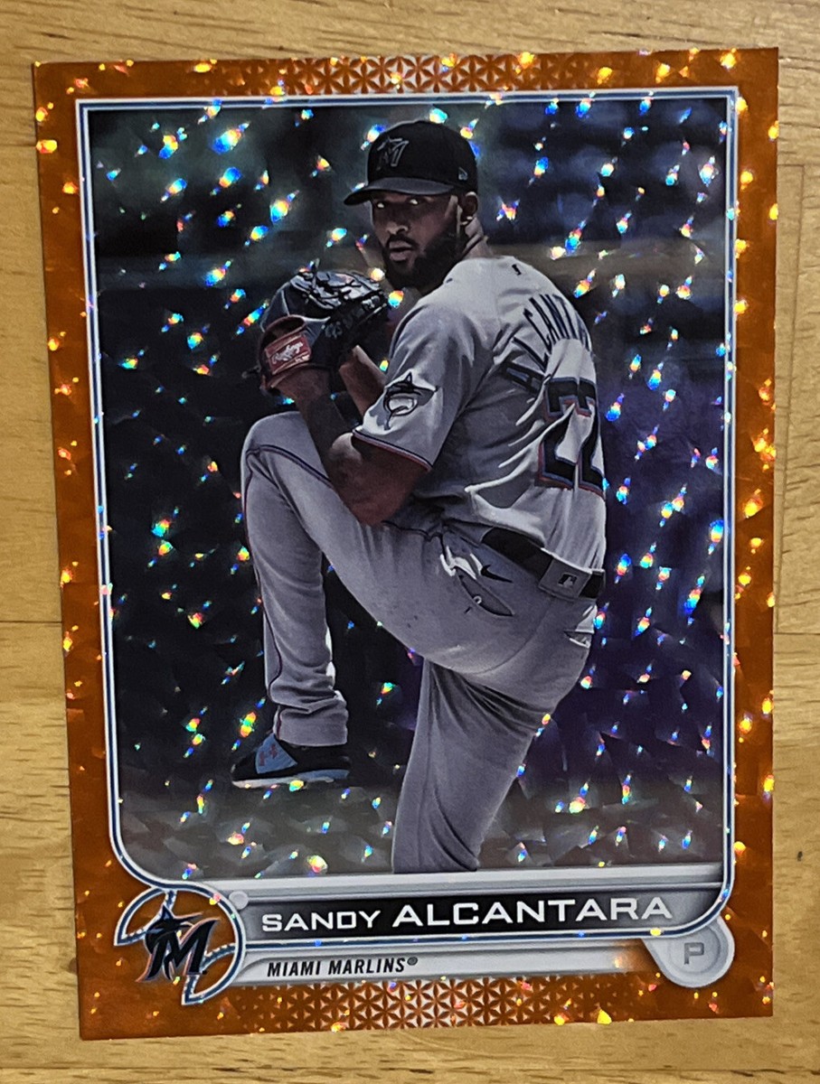 2022 Topps SANDY ALCANTARA Orange Foil Parallel /299 #606 Marlins