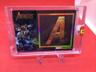 Panini Marvel Icons Collection Card   Avengers in sealed Box