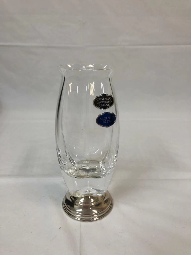 925 Sterling Silver small Vase
Opens in a new window or tab