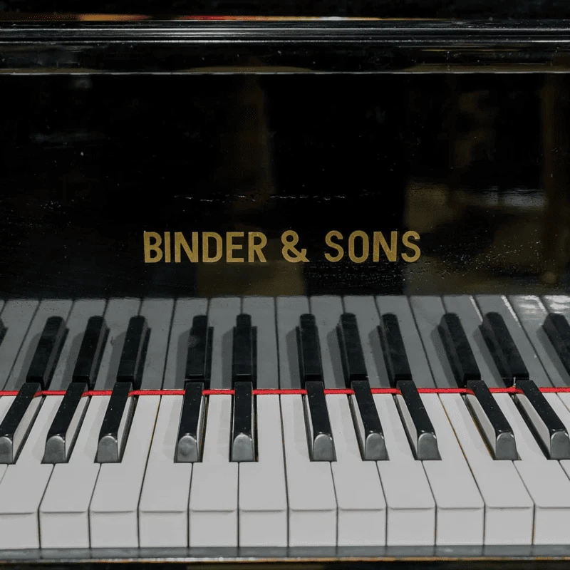 Piano de cola Hyundai Binder & Sons Baby - Modelo G-80 Foto 3 de 4