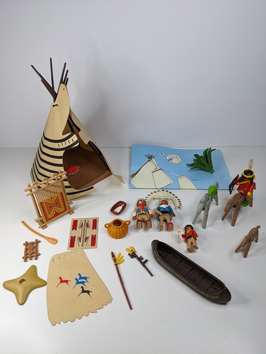 Vintage Playmobil 3733 Western Indian Village Native Americans