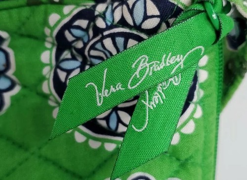 Vera Bradley Green Quilted Purse Shoulder Bag Silver Hardware - Picture 3 of 6