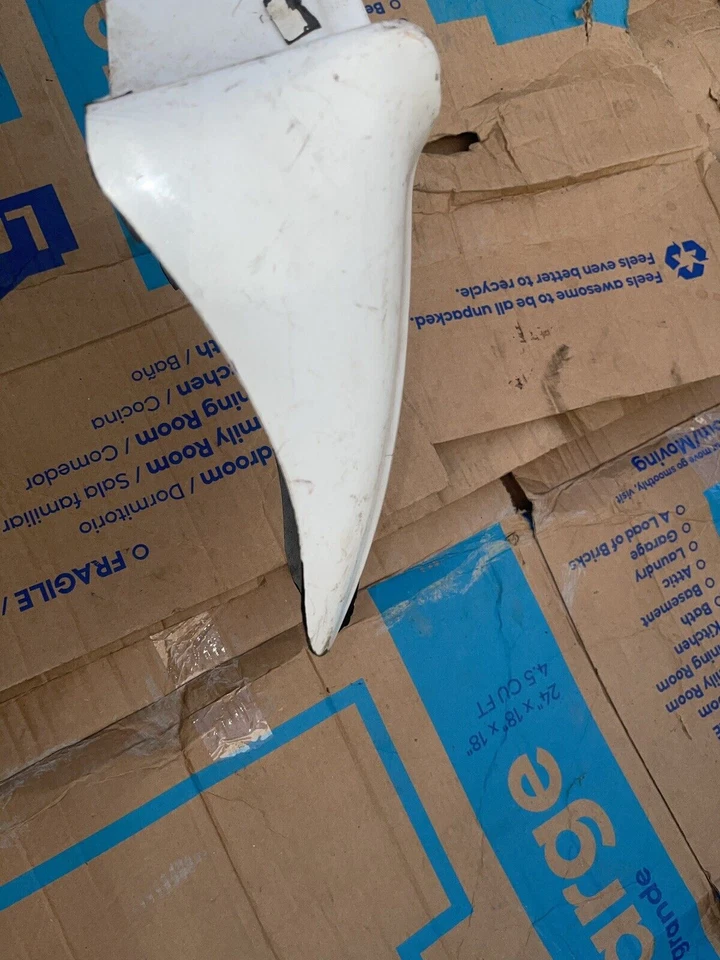 88-93 Suzuki GSXR 1100 GSXR1100 1990 guardabarros delantero neumático cubierta guardabarros fabricante de equipos originales Foto 3 de 4