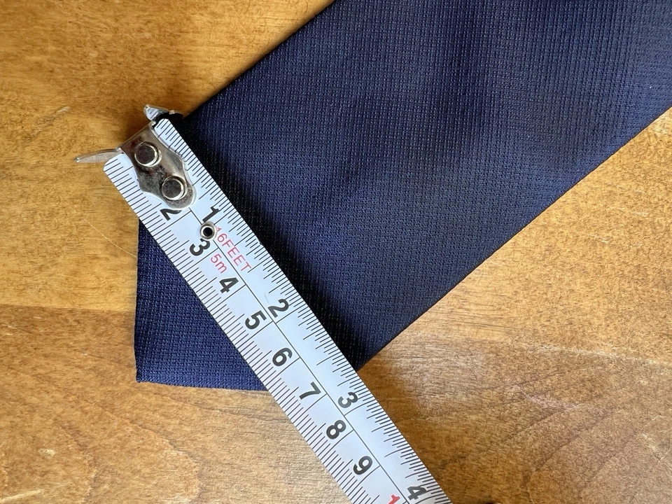 Corbata estrecha de moda de seda azul para hombre Simon Spurr Foto 2 de 3