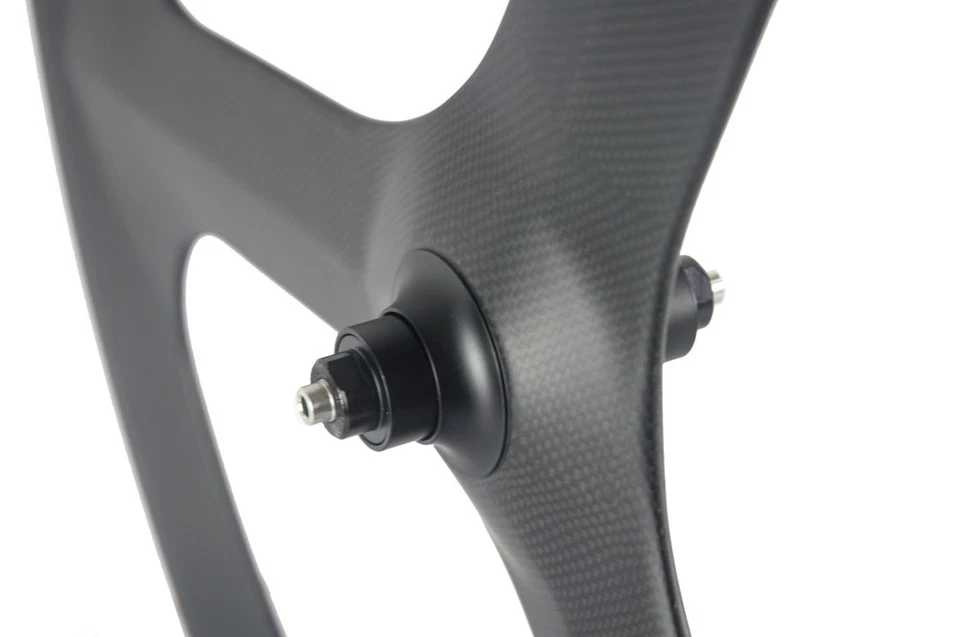 700C 70mm Clincher Road Bike Tri Spoke Carbon Wheels Front Road Carbon Wheel - Image 4 of 4
