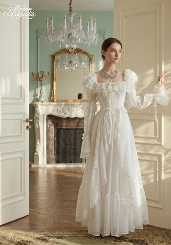 Maison Aphrodite- Château de Lys Dress French-inspired gown Vintage Dress