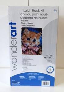 Wonderart Prize Kitty Latch Hook Kit - New