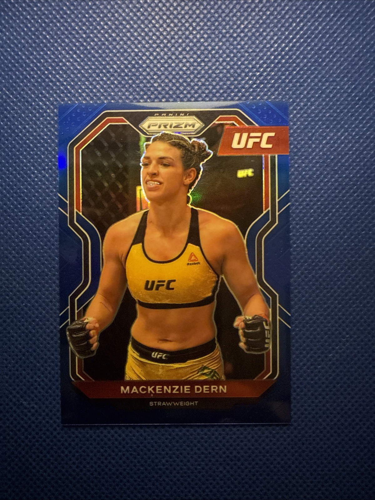 2021 Panini Prizm UFC Blue #76 Mackenzie Dern /199