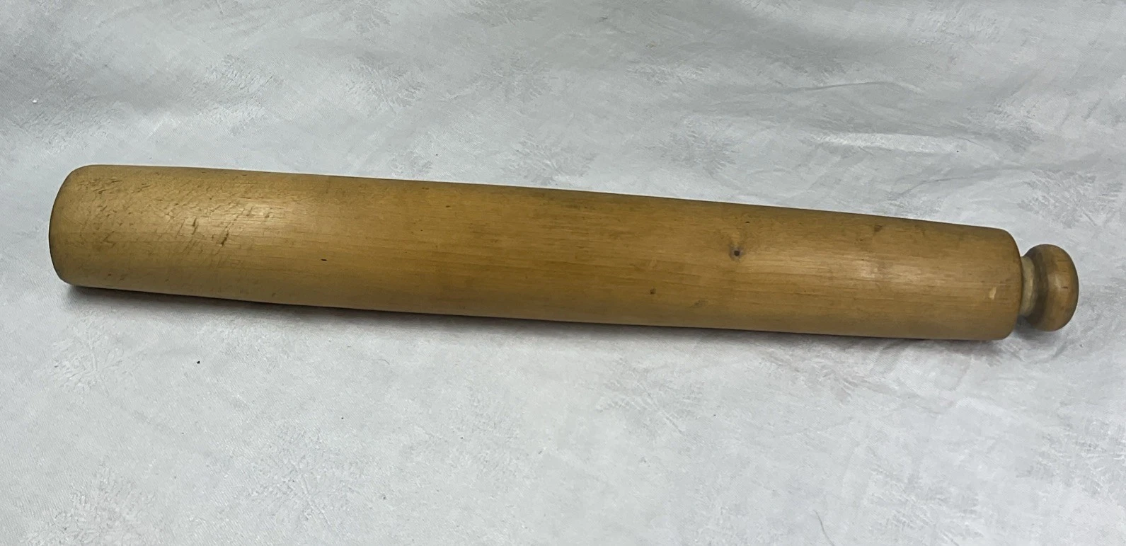 Vintage 1950s quality Wooden Rolling Pin single handle Baking pastry chef cook
Opens in a new window