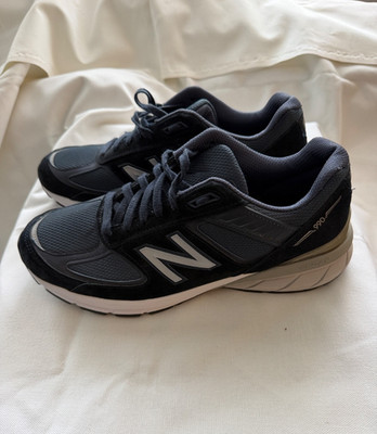 New Balance W990V5 Women's 11 Navy Blue NEVER WORN, no box