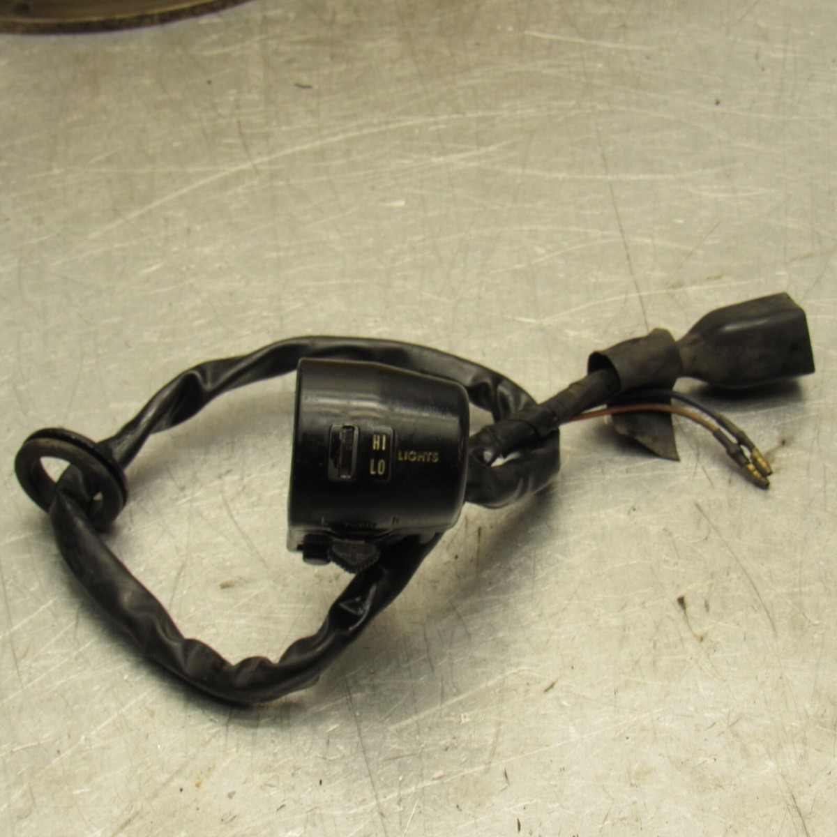 1979 Kawasaki Z 1000ST KZT00E Left Handle Bar Controls 46091-1049