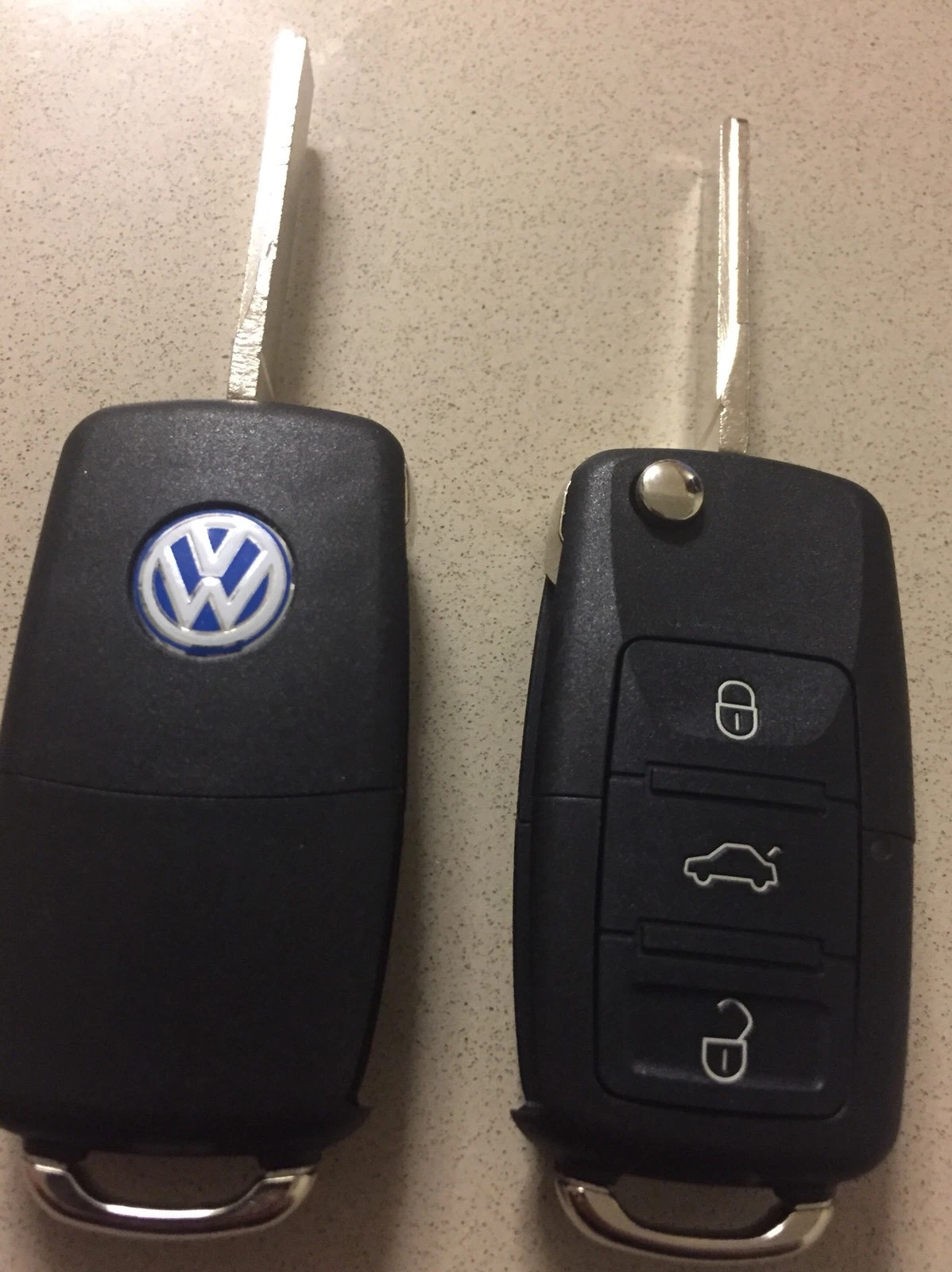 BRAND NEW PAIR VOLKSWAGEN KEYLESS ENTRY REMOTE FOB BLADE OEM  HLO 1K0 959 753 H image 2