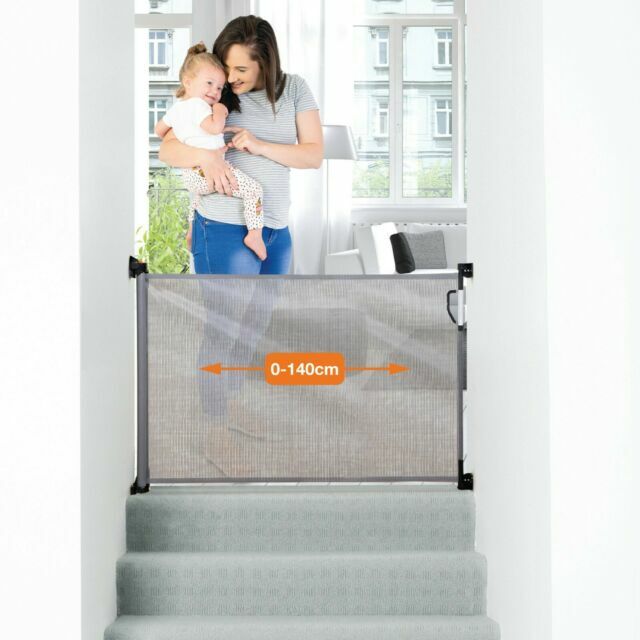 retractable fabric gate