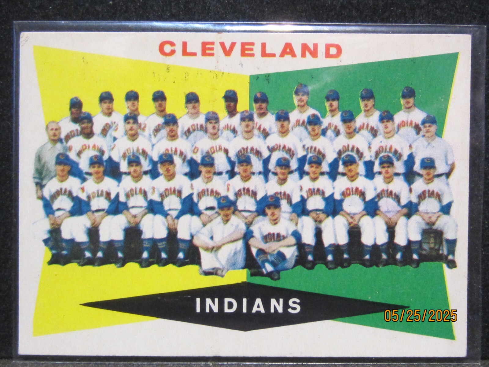 1960 Topps #174 Cleveland Indians Team Card Graded Baseball Collectible