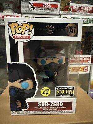 Funko Pop! Vinyl: Mortal Kombat - Sub-Zero (Glows in the Dark) #1057 W/Protector
