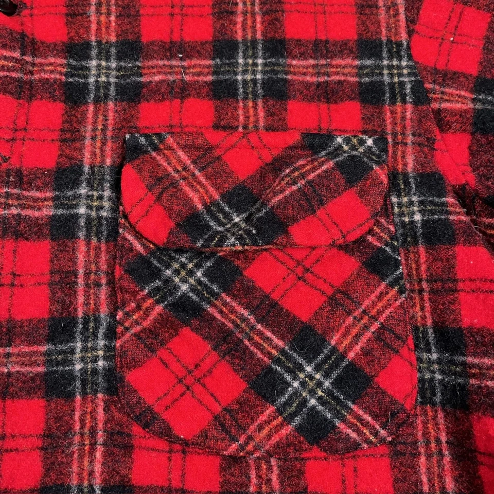 Vintage Pendleton Wool Shirt Jacket Mens SHRUNK XL Red Black Plaid USA 70s - Image 4 of 4