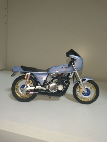 Maquette moto Kawasaki KZ1000 Z1R bleu métallisé entièrement assemblée pour collection - Photo 2/12