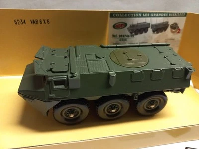 Solido 1/50, blindé VAB 6x6 vert kaki Armée Française, Ref 6234, Neuf (73) - Photo 1/4