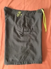 SALT LIFE SLX-QD SKULL PRINT BOARD SHORTS MEN-34” Waist Gray Worn 1 Time. EUC