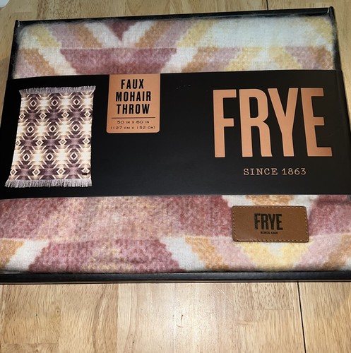 FRYE FAUX MOHAIR THROW BEDDING BNWTS $100 - Picture 7 of 9