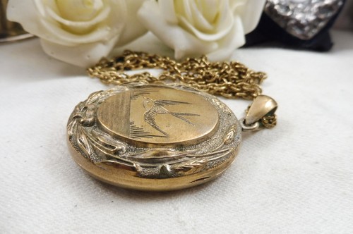 Large Antique Victorian Gilt Brass Locket Pendant Repousse Wheat Sheaf Border - Picture 8 of 17