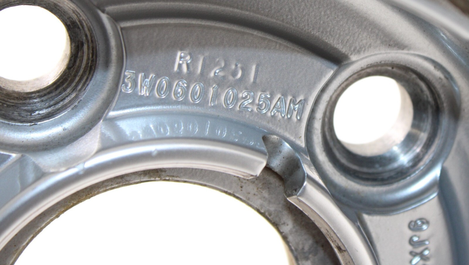 2006 - 2012 BENTLEY CONTINENTAL WHEEL RIM 20'' 9JX20 ET41 & TPMS SENSOR OEM
