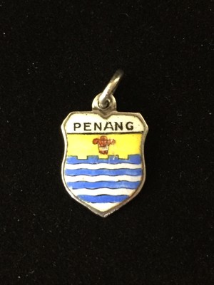 Vintage REU Sterling/Enamel Minnesota State Flag Bracelet/Travel Charm NOS Vintage REU Sterling/Enamel Minnesota State Flag Bracelet/Travel Charm NOS