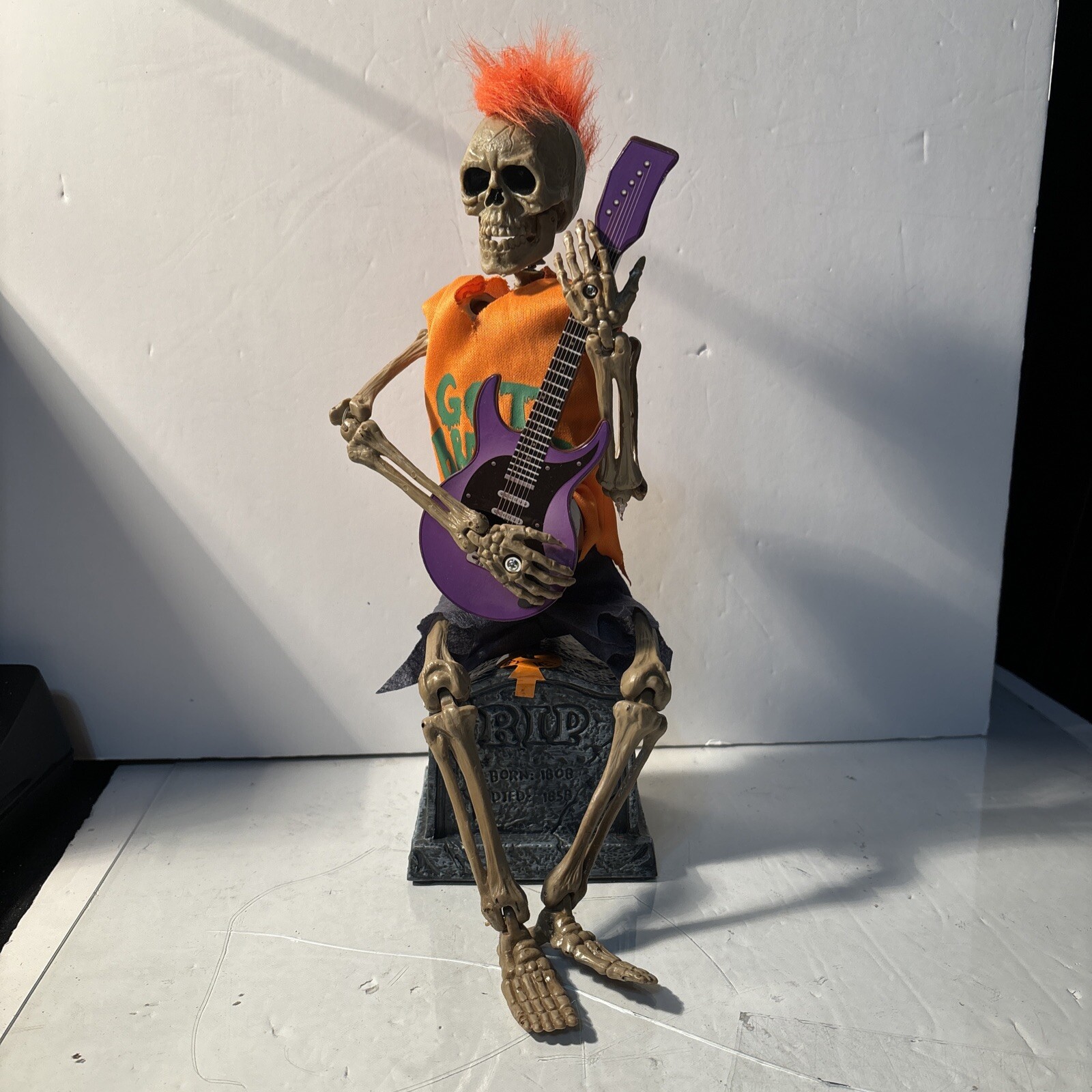 Picture 2 of 21