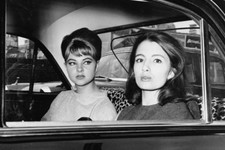 Showgirls Mandy Rice-Davies & Christine Keeler witnesses Profum- 1963 4x6 Photo