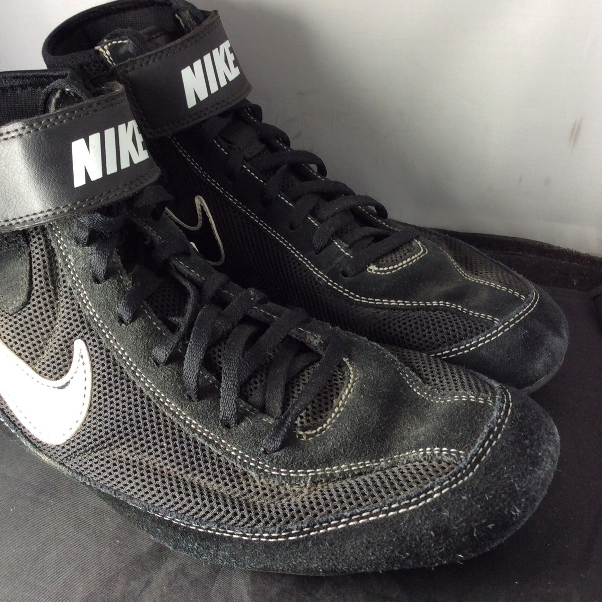 Men's Nike Speed Sweep VII Wrestling Shoes Black Size 10.5 Men's Nike Speed Sweep VII Wrestling Shoes Black Size 10.5