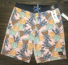 Hurley Weekender 20 Quick Dry Stretch Pink Pineapple 9  Trunk Board Short Men 30