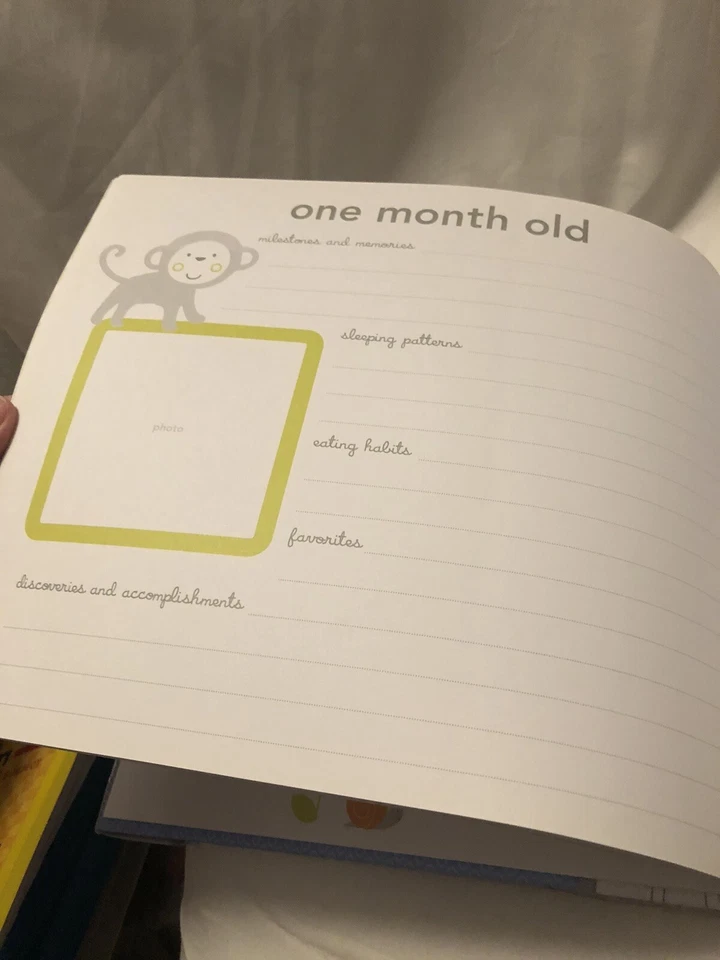 Nuevo libro Carter’s Baby para niños página trasera dañada por pegatina SKU EU4 Foto 4 de 4