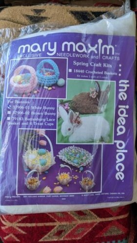 Rare Mary Maxim Spring Craft Kits Needlepoint & Crafts White Bunny Rabbit - Picture 1 of 2