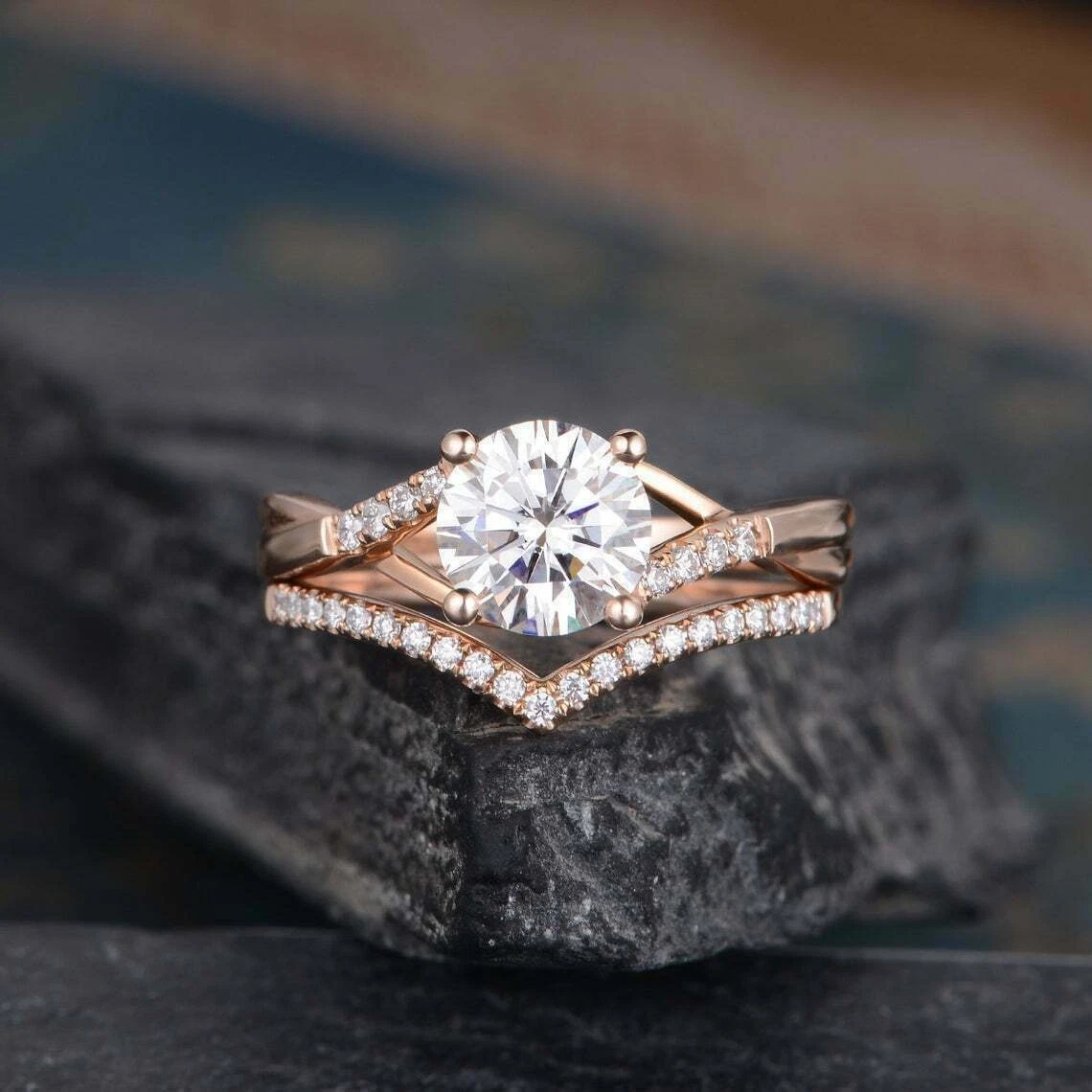 1.5 Ct Round Cut Simulated Diamond Eternity Cross Ring Set 14K