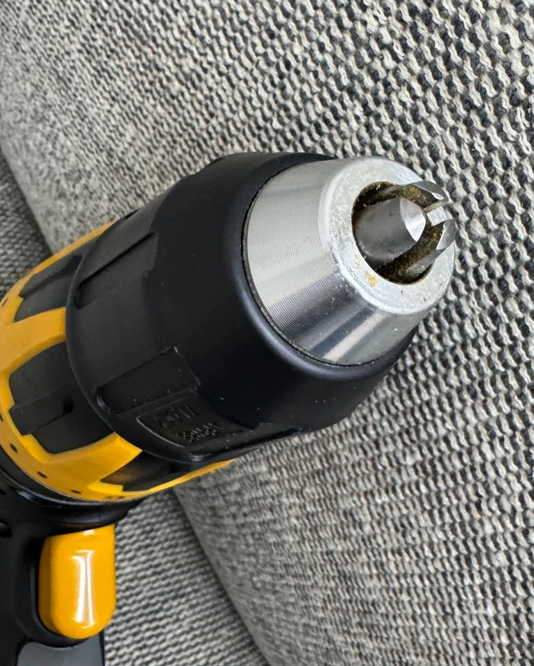 Panasonic Drill & Saw Combo Kit 18v 1/2EY6450 EY3544 EY0110 Very Good Condition - Image 4 of 4