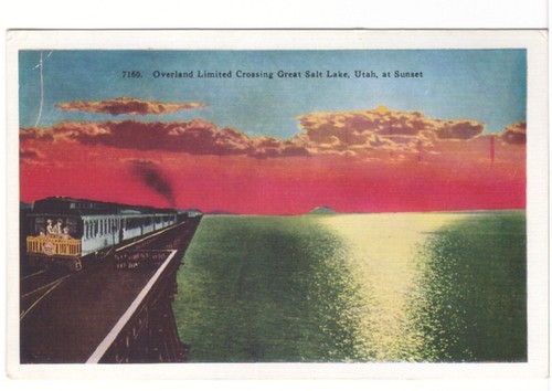 Tarjeta postal de colección Overland Limited de tren de pasajeros cruzando Great Salt Lake, Utah - Imagen 1 de 2